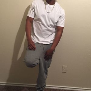 Meet your Posher, Bobby